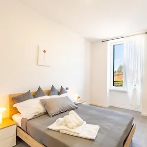 https://khl-apartments.it-lombardy.com